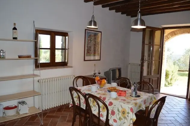 Ev, 2 Yatak Odası, Sigara İçilebilir, Veranda