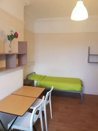 Ortak Ranzalı Oda, Sadece kadınlar için
