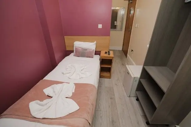 Tek Kişilik Oda