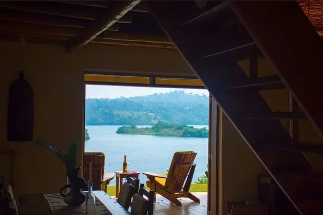 Romantic Kır Evi, Nehir Manzaralı