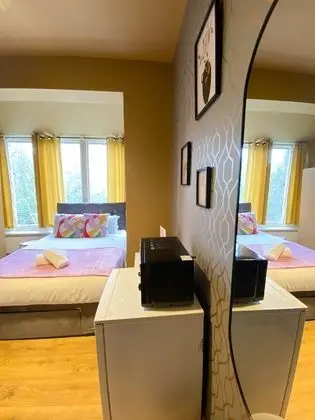 Basic Stüdyo, Banyolu/Duşlu