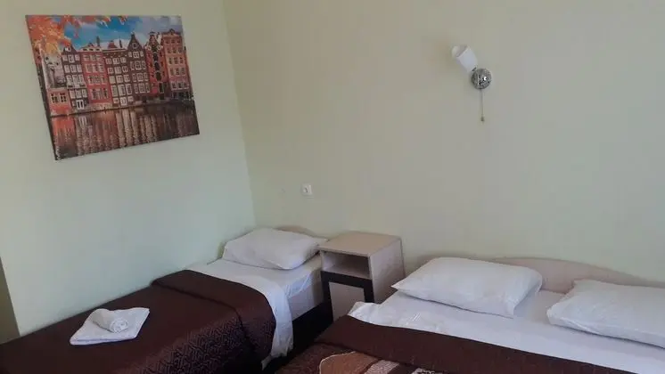 Comfort Tek Büyük Yataklı Oda