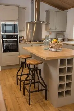 Luxury Apart Daire, Banyolu/Duşlu (With Hot Tub)
