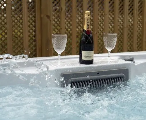 Classic Apart Daire, Banyolu/Duşlu (With Hot Tub)