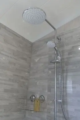 Luxury Apart Daire, Banyolu/Duşlu