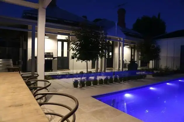Luxury Apart Daire, 1 Yatak Odası, Şömine, Havuz Kenarı