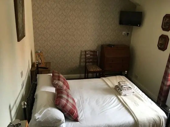 Tek Büyük Yataklı Oda, Banyolu/Duşlu