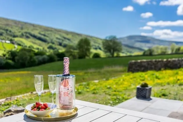 Deluxe Kır Evi, Banyolu/Duşlu