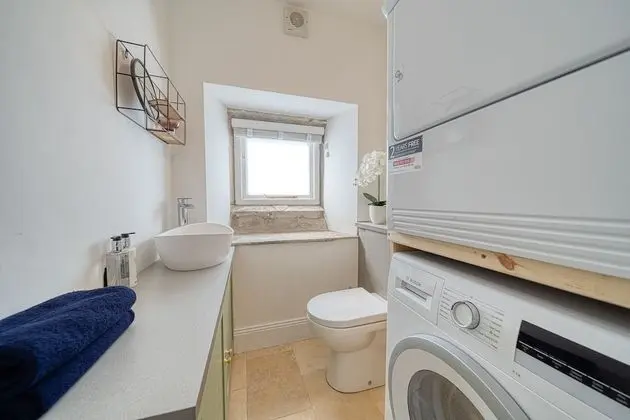 Deluxe Kır Evi, Banyolu/Duşlu