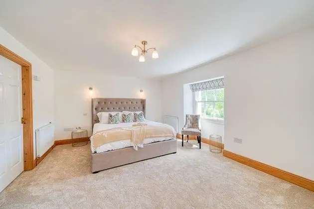 Deluxe Kır Evi, Banyolu/Duşlu