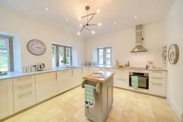 Deluxe Kır Evi, Banyolu/Duşlu