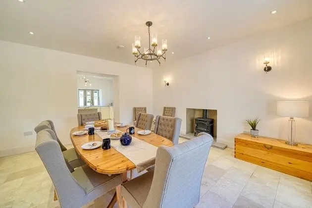 Deluxe Kır Evi, Banyolu/Duşlu