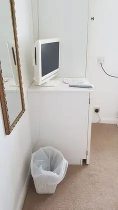 Tek Kişilik Oda, Ortak Banyo