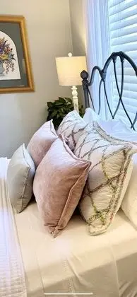 The Cottage Room