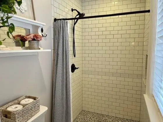 The Farmhouse Room