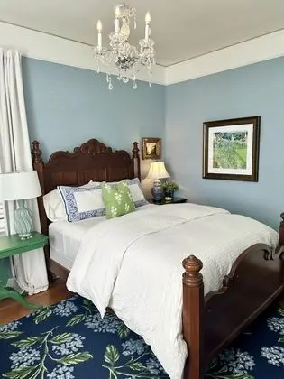 The Manor Room