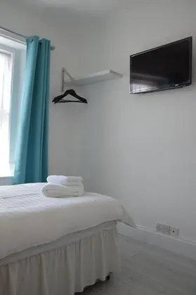 Basic Tek Büyük Yataklı Oda, Banyolu/Duşlu, Bahçe Manzaralı