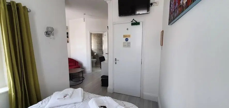Superior Tek Büyük Yataklı Oda, Banyolu/Duşlu, Şehir Manzaralı