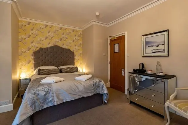 Deluxe Tek Büyük Yataklı Oda (Room 2)