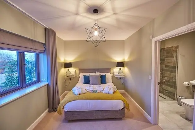 Barn, 5 Bedrooms