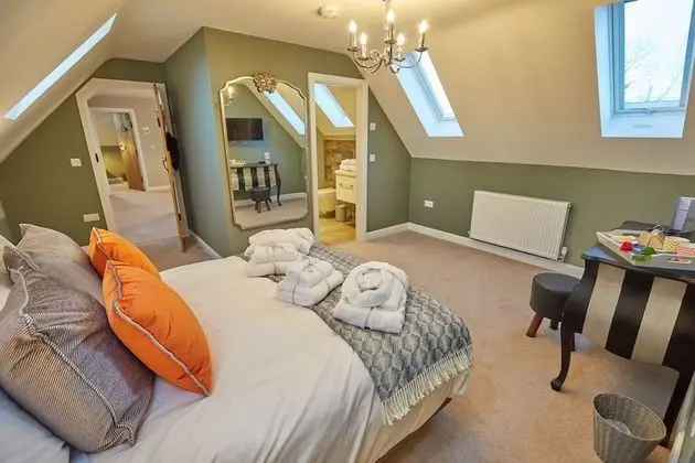 Barn, 5 Bedrooms