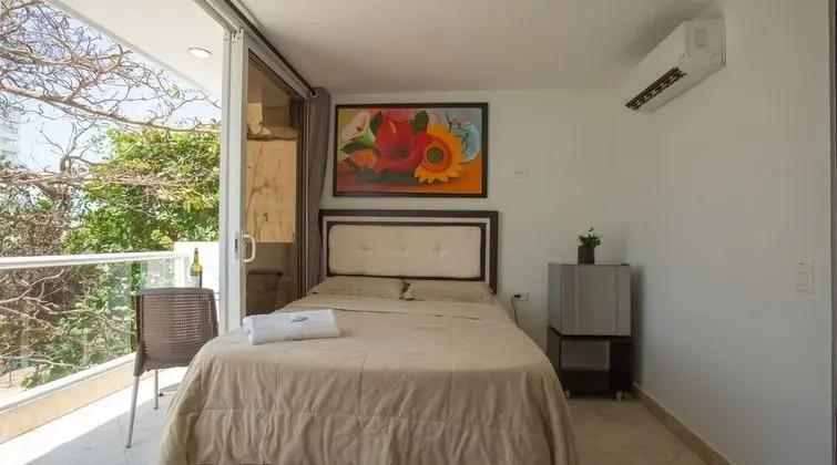 Deluxe Stüdyo Süit, Kısmi Deniz Manzarası