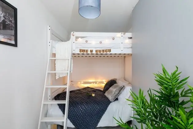 Ev, 3 Yatak Odası (Sleeps 10)