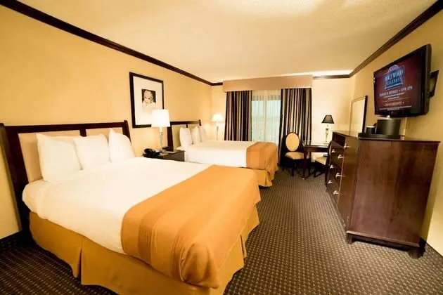 Standard Oda (2 Double Beds)