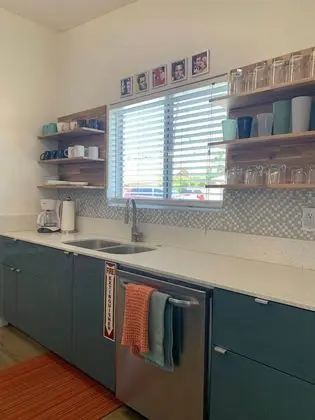 Ev, Birden Çok Yatak, Havuz Kullanımı, Havuz Manzaralı