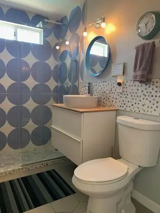 Ev, Birden Çok Yatak, Havuz Kullanımı, Havuz Manzaralı