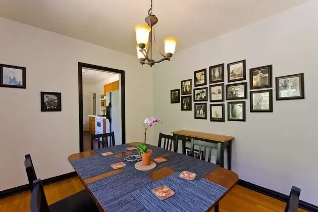 Ev, Birden Çok Yatak (Hollywood Hills  "Canyon Breezes" ! -)