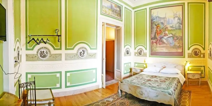 Deluxe Tek Büyük Yataklı Oda, Balkon (THE DUCHESS)