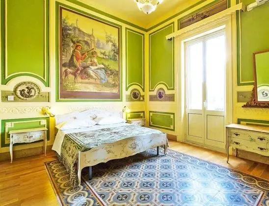 Deluxe Tek Büyük Yataklı Oda, Balkon (THE DUCHESS)