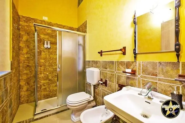 Deluxe Tek Büyük Yataklı Oda, Balkon (external private bathroom, SPARTACUS)