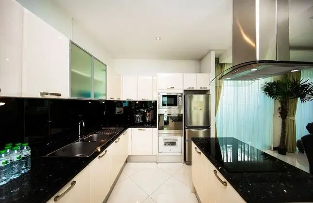 5-Bedroom Villa with Private Pool and Jacuzzi