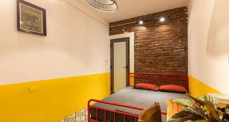 Standard Tek Büyük Yataklı Oda