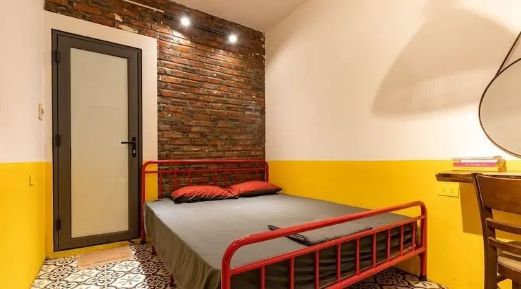 Standard Tek Büyük Yataklı Oda