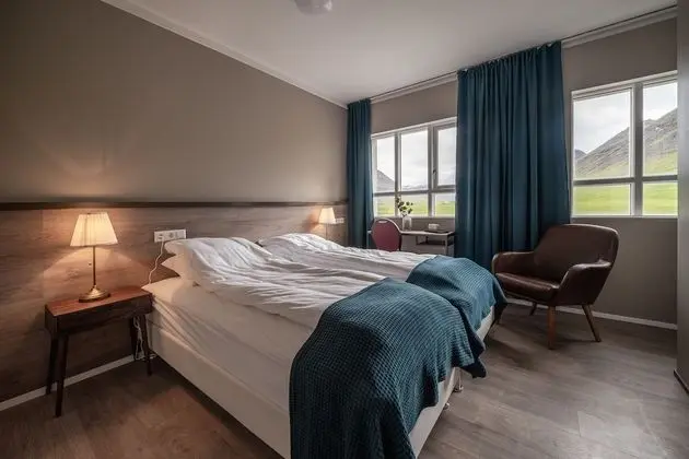 Deluxe Tek Büyük veya İki Ayrı Yataklı Oda, Özel Banyo