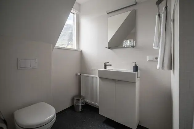 Standard Tek Büyük veya İki Ayrı Yataklı Oda, Özel Banyo