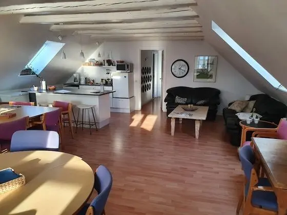 Tek Kişilik Oda, Ortak Banyo
