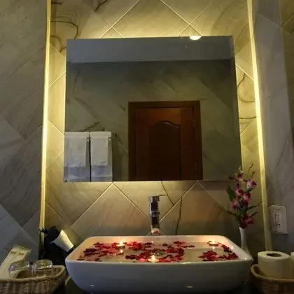 Deluxe Tek Büyük veya İki Ayrı Yataklı Oda