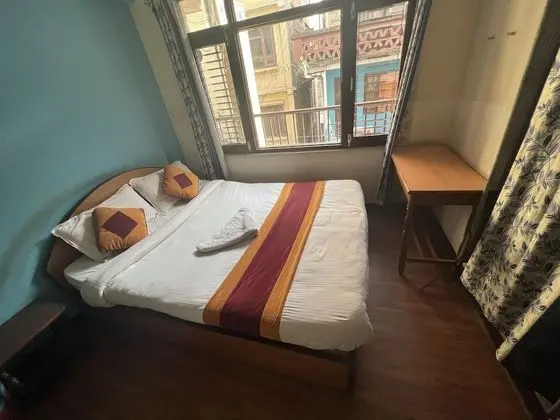 Standard Tek Büyük veya İki Ayrı Yataklı Oda, Özel Banyo