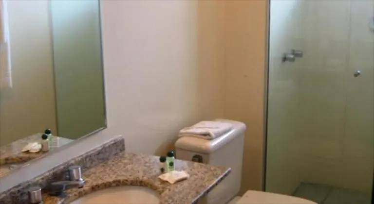 Standard Tek Büyük veya İki Ayrı Yataklı Oda, 2 Büyük (Queen) Boy Yatak