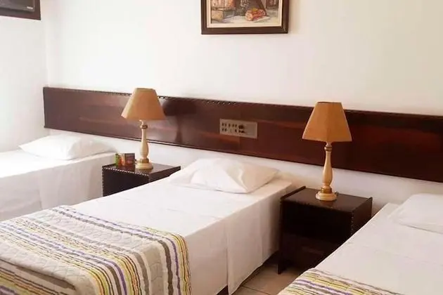 Standard Üç Kişilik Oda, 3 Tek Kişilik Yatak