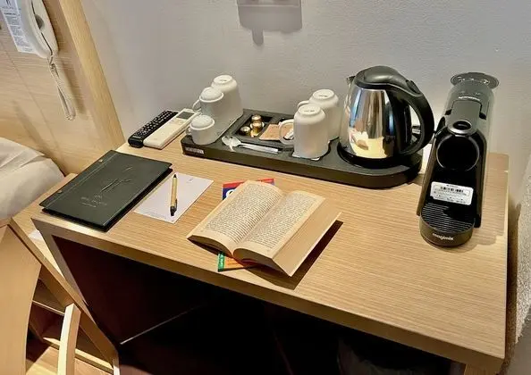 Üç Kişilik Oda