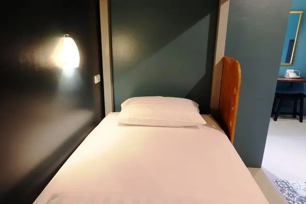 4 Bed  Mixed Dorm