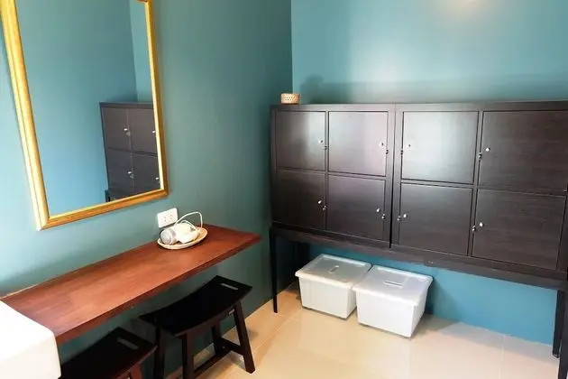 4 Bed  Mixed Dorm