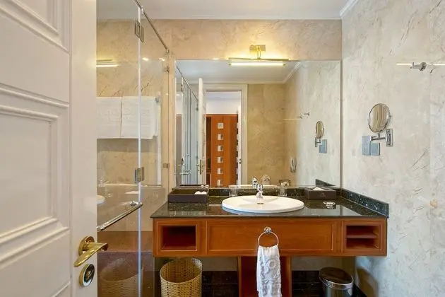 Luxury Tek Büyük Yataklı Oda (King)