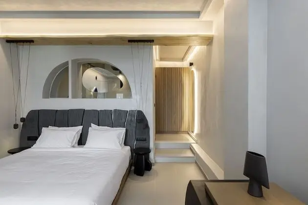 Cave Suite outdoor Hot tub , Sea View