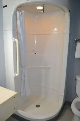 Basic İki Ayrı Yataklı Oda